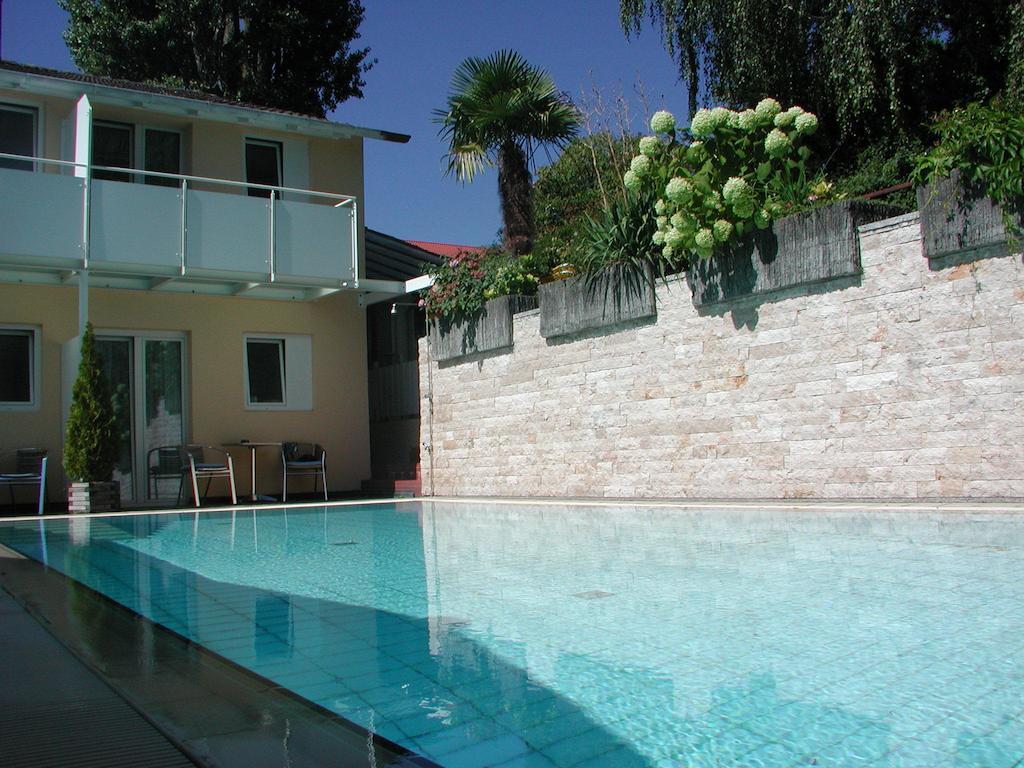 אוברלינגן Hotel Alpenblick Garni מראה חיצוני תמונה